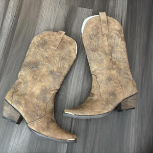 New Very Volatile Los Angeles Women's Tall Boots Western Cowgirl Size 10 Brown